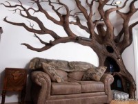 Мужчина сделал кошке дерево для отдыха